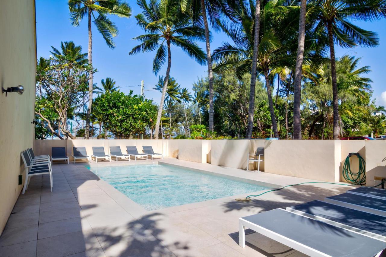 Number 2 On The Beach | Beautiful Beachfront Villa Port Douglas Exterior photo